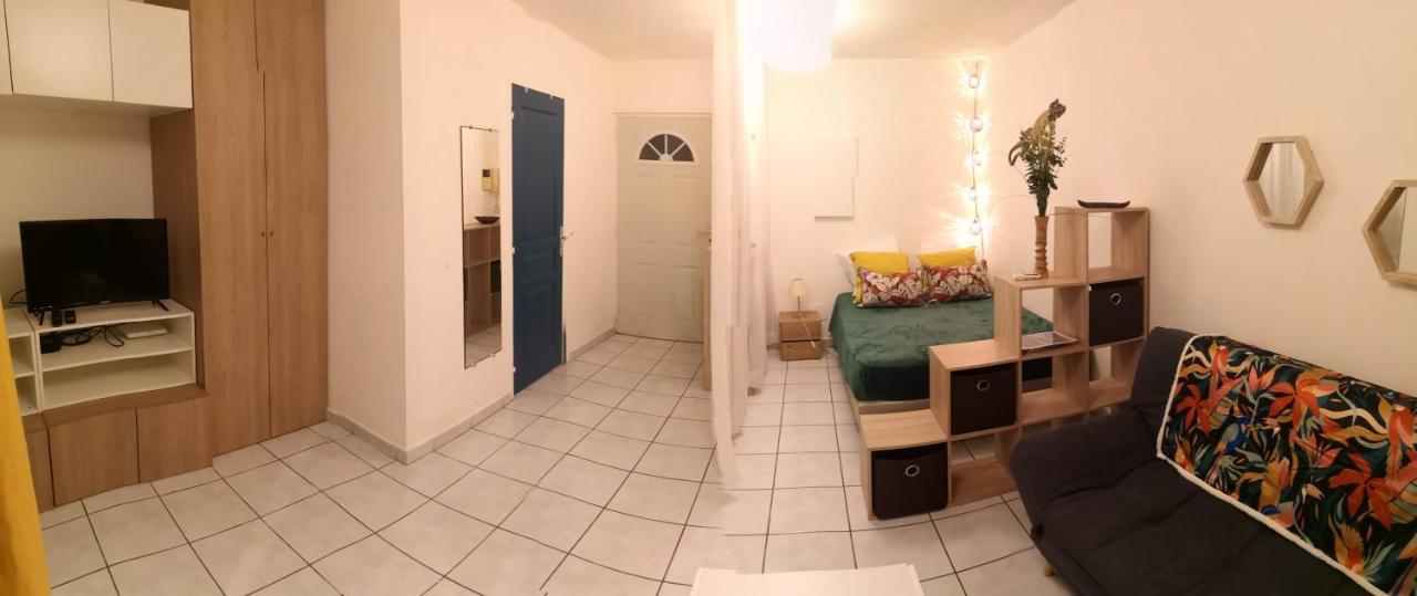 Superbe Appartement A 5Min De La Plage 2Min Du Chu Saint Pierre Exterior photo